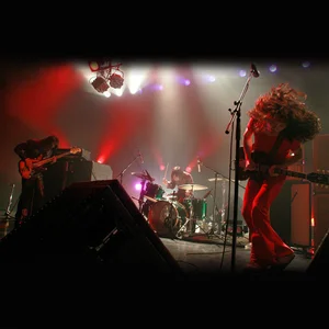Yura Yura Teikoku - j-rock band photo