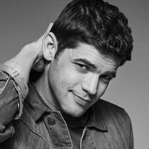 Jeremy Jordan - musicals band photo