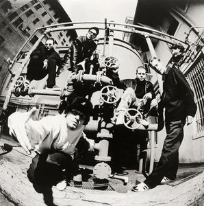 Limp Bizkit - nu metal band photo