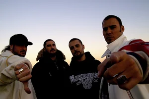 Violadores Del Verso - latin hip hop band photo