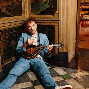 Chris Thile - bluegrass band photo