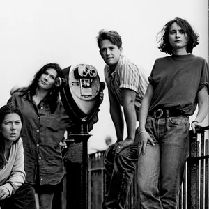 The Breeders - riot grrrl band photo