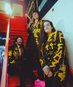 Far From Alaska - brazilian rock band photo