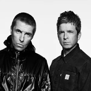 Oasis - britpop band photo