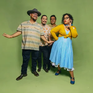 La Santa Cecilia - bolero band photo