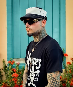 Farruko - reggaeton band photo
