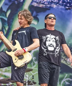 Ugly Kid Joe - glam metal band photo