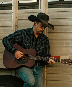 Colter Wall - outlaw country band photo