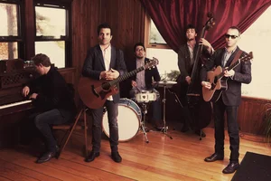 Burlap To Cashmere - christian folk band photo