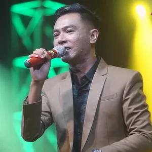 Gerry Mahesa - dangdut band photo