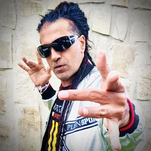 Apache Indian - bhangra band photo