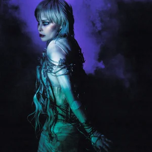 Alice Glass - witch house band photo