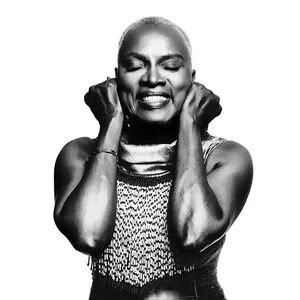 Angelique Kidjo - afropop band photo