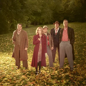 Alison Krauss - bluegrass band photo