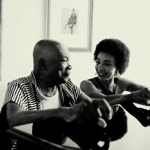 Esperanza Spalding - vocal jazz band photo