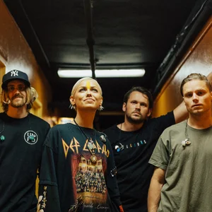 Tonight Alive - pop punk band photo