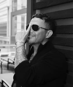 Alejandro Sanz - latin pop band photo