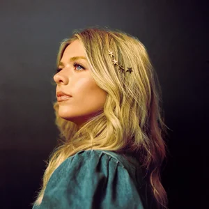 Anne Wilson - country christian band photo