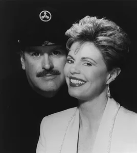 Captain & Tennille - yacht rock band photo