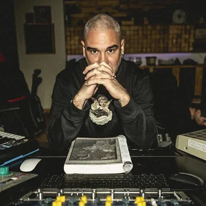 Kase.O - latin hip hop band photo