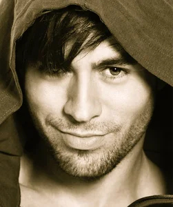 Enrique Iglesias - latin pop band photo